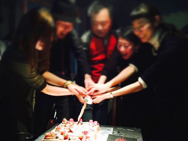 大手カメラ専門店a社様 上司の方の送別会がケーキで大成功 Cake Jp