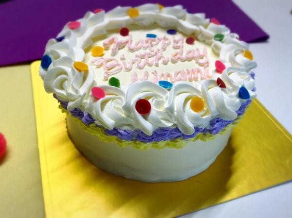 カラフル可愛い パーティーセンイルケーキ 生クリーム 5号 15cm メモラーブル Cake Jp