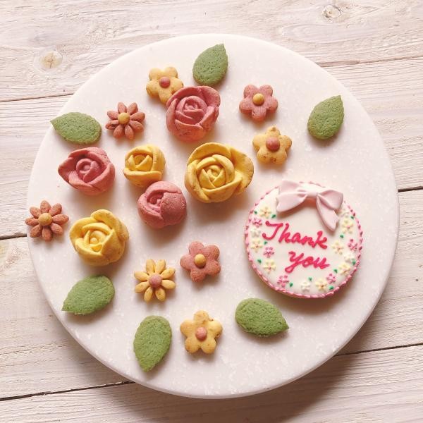 フリーメッセージアイシングクッキー＆お花のクッキーBOXセット ホワイトデー2021（atelierA ） | Cake.jp