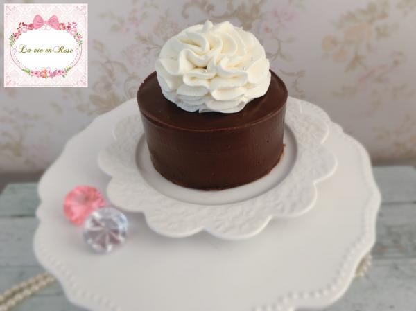 ガトーショコラ 3号 9cm ホワイトデー21 La Vie En Rose Cake Jp