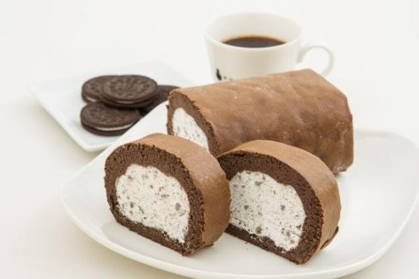 新杵堂 クッキー クリームスターロール１本
