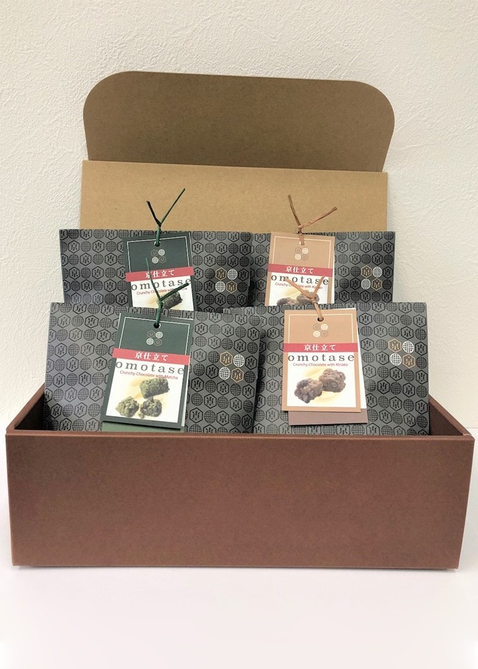 Omotase 抹茶あずきクランチ きなこあずきクランチ 12個入 各2袋 ビー エッチ Cake Jp