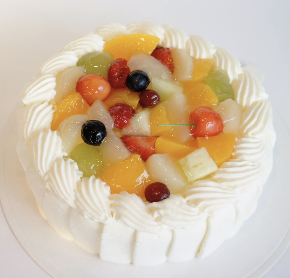 ノンエッグケーキ 生クリームとフルーツ 5号 モカボーネン Cake Jp
