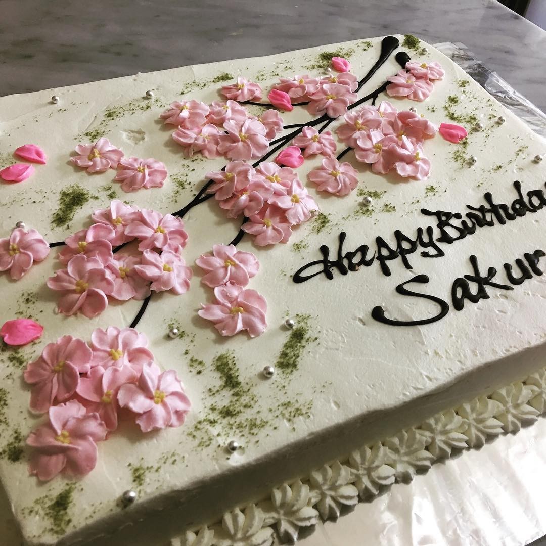 サクラの生デコレーション スクエア x28cm お菓子工房 Allons Y Cake Jp