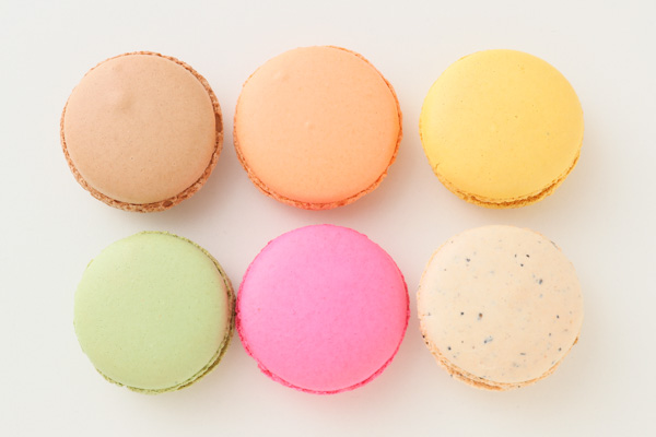 人気のフランス菓子 マカロン 6個入り タカヤナイ Cake Jp