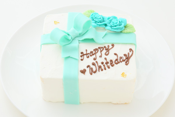 ホワイトデー19 ホワイトデー限定 プレゼントボックス 白x青 15cmx15cm ケーキ工房 モダンタイムス Cake Jp