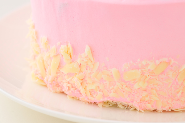 可愛いピンクのショートケーキ 6号 いちご 生クリーム 18cm Blanctigre Due タイガーコーヒー Cake Jp