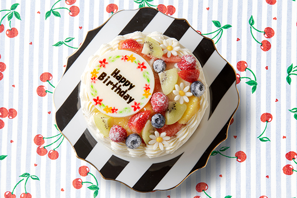 7種類の果物をふんだんに使用したフルーツいっぱいショート 5号 15cm 写真ケーキの店レコロレ Cake Jp