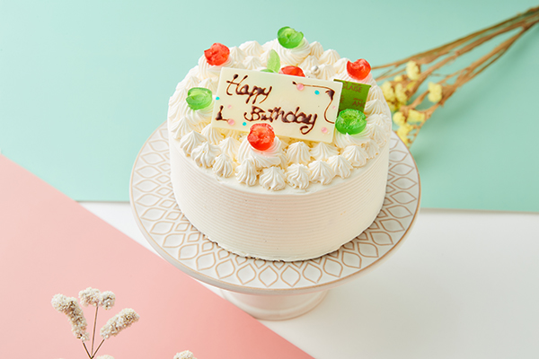 バタークリームケーキ 5号 15cm ﾊﾟﾃｨｽﾘｰｱﾝｸﾞﾚｰｽﾞ ﾌｨｰﾕ Cake Jp