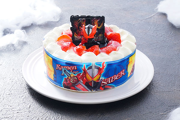生デコレーションケーキ 仮面ライダーセイバー 5号 15cm キャラメリーゼ Cake Jp