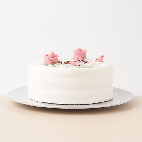 センイルケーキ ピンクのバラ付き 5号 洋菓子夢工房ル アンジュ Cake Jp