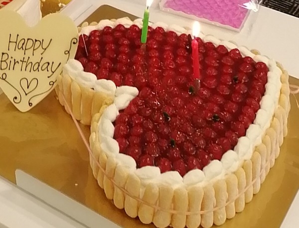 高級感が溢れるケーキです デザ 口コミ 評判 Cake Jp