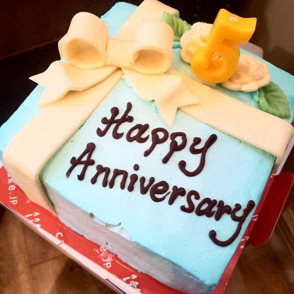サロンの5周年のお祝いに購入し のレビュー Cake Jp