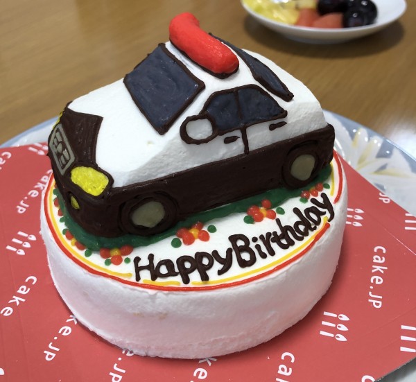 子供の誕生日にパトカーのケーキ のレビュー Cake Jp