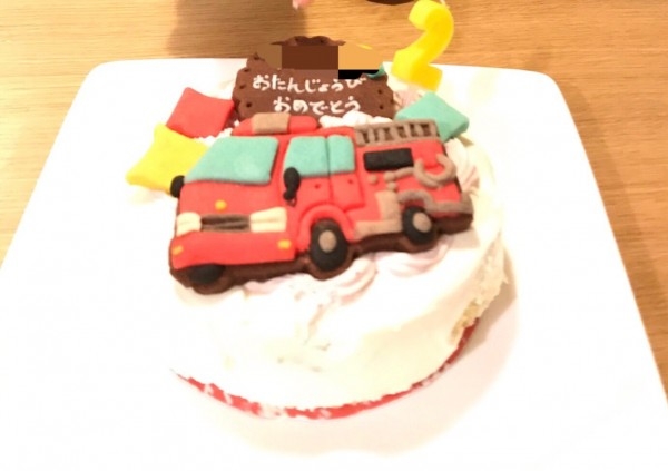 消防車が好きな息子の2歳のお誕 のレビュー Cake Jp