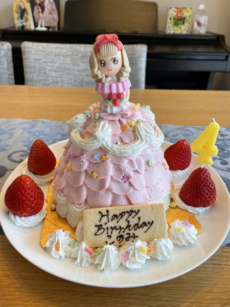 プリンセスケーキ ひらひら ドールケーキ 生クリーム 4号 12cm スイーツsaccho Cake Jp