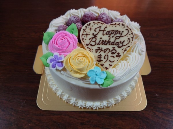 ケーキは バラの花も苺も全く崩 のレビュー Cake Jp